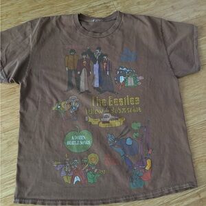 Brown Graphic Beatles yellow, submarine shirt, size US L PtoP 22 “